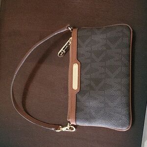 Michael Kora wristlet Brown